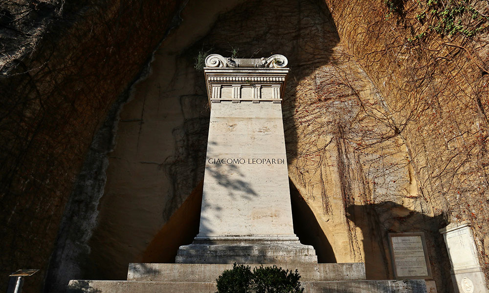 Dov'è la Tomba di Giacomo Leopardi? - Il Blog di Leonardo Immobiliare