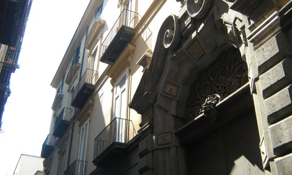 Palazzo Filomarino della Rocca storia e curiosità