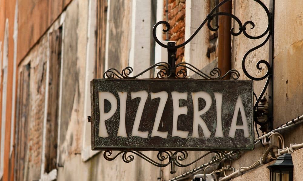 attivita commerciale a Napoli
